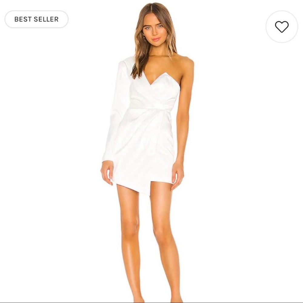 Elegant White One-Shoulder Dress